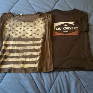 2 large short sleeve tees